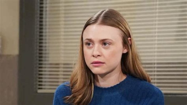 Claire’s New Job Leads To First Romance, Kyle Hires Her To Nanny Harrison?