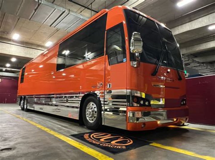Encore Luxury Coaches Archives - CelebrityAccess