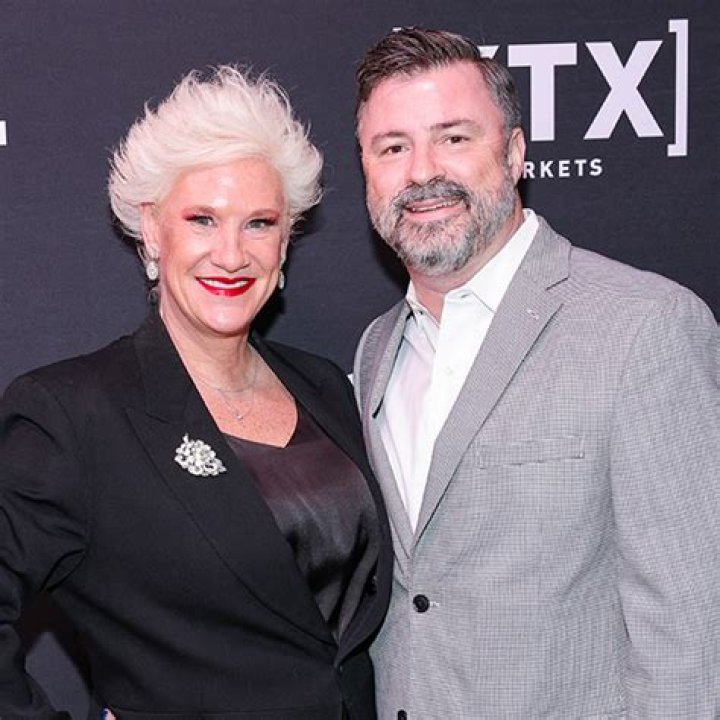 Koren Grieveson biogaraphy, facts, Age, married, net worth, know about Anne Burrell partner.