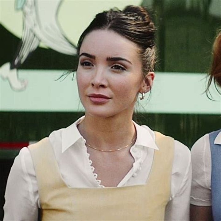 Maddison Jaizani | Nancy Drew, Bess Marvin, Relationship, Boyfriend, Career, Ethnicity, Parents, Early Life