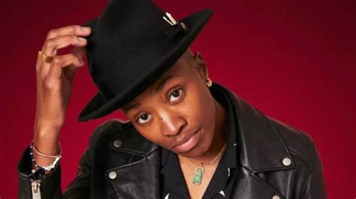 Mal Wright From The Ultimatum Queer Love: Meet Her On Instagram!